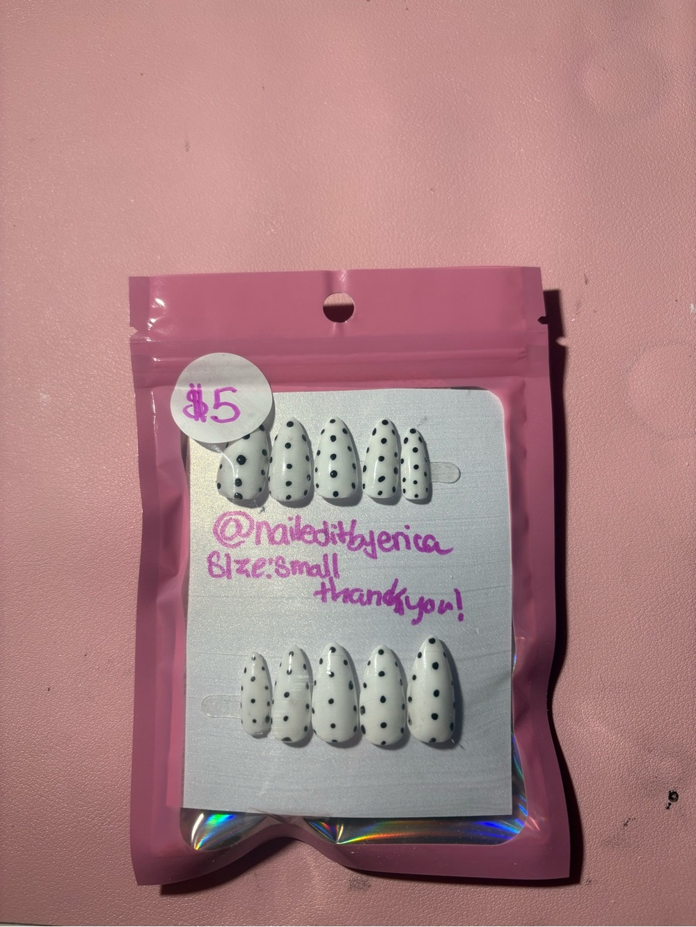 White Polka Dot Press-On Nails – Small Size